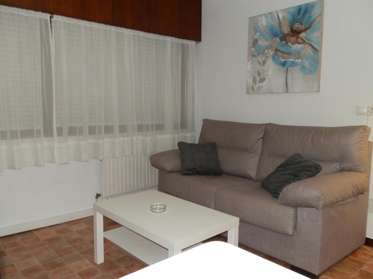Apartamentos Turisticos Beatriz Perillo Esterno foto